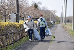 【写真】春の美化活動②.JPGのサムネイル画像